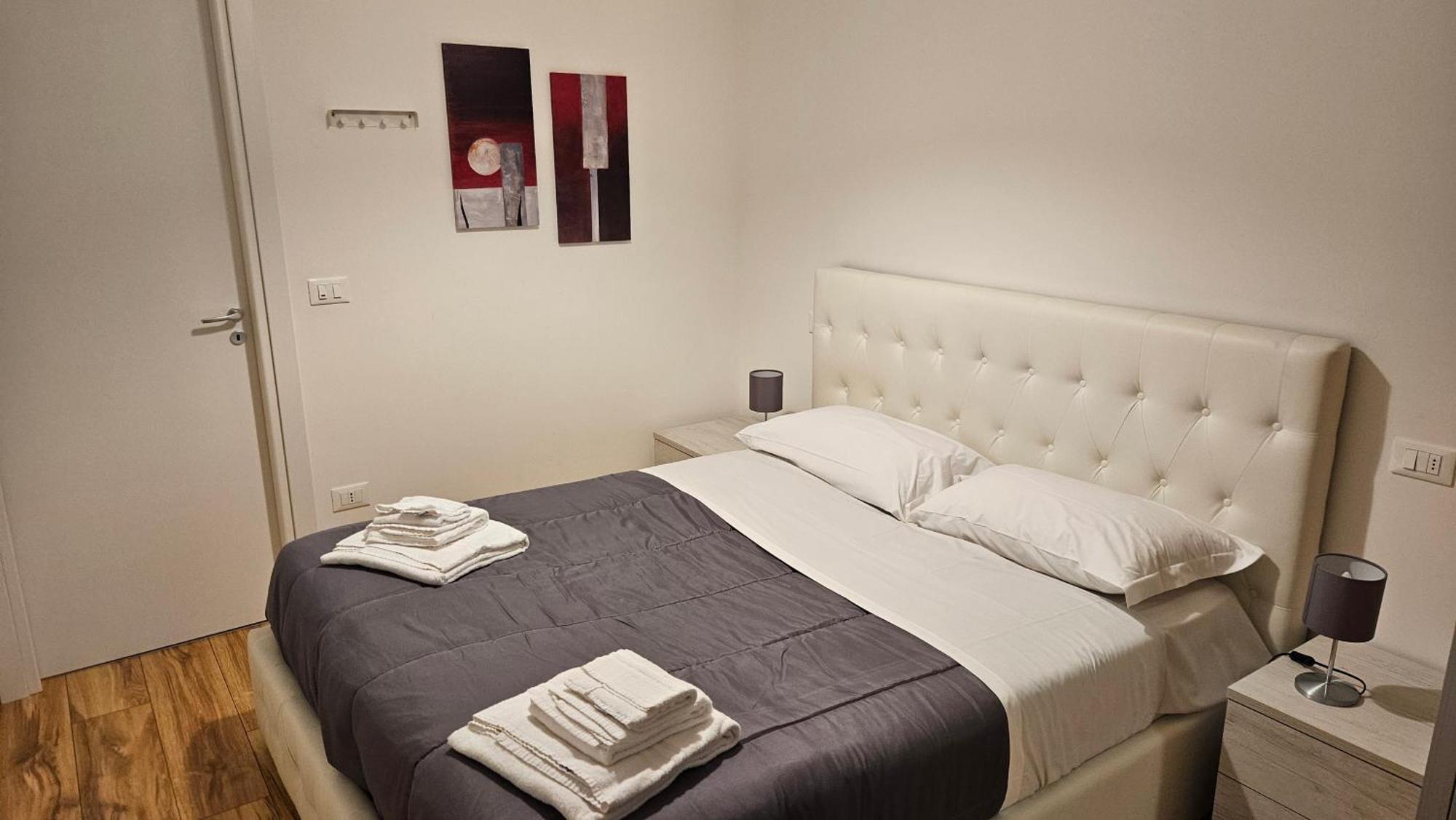 Apartament Residenza Ugo Bassi Bolonia Zewnętrze zdjęcie