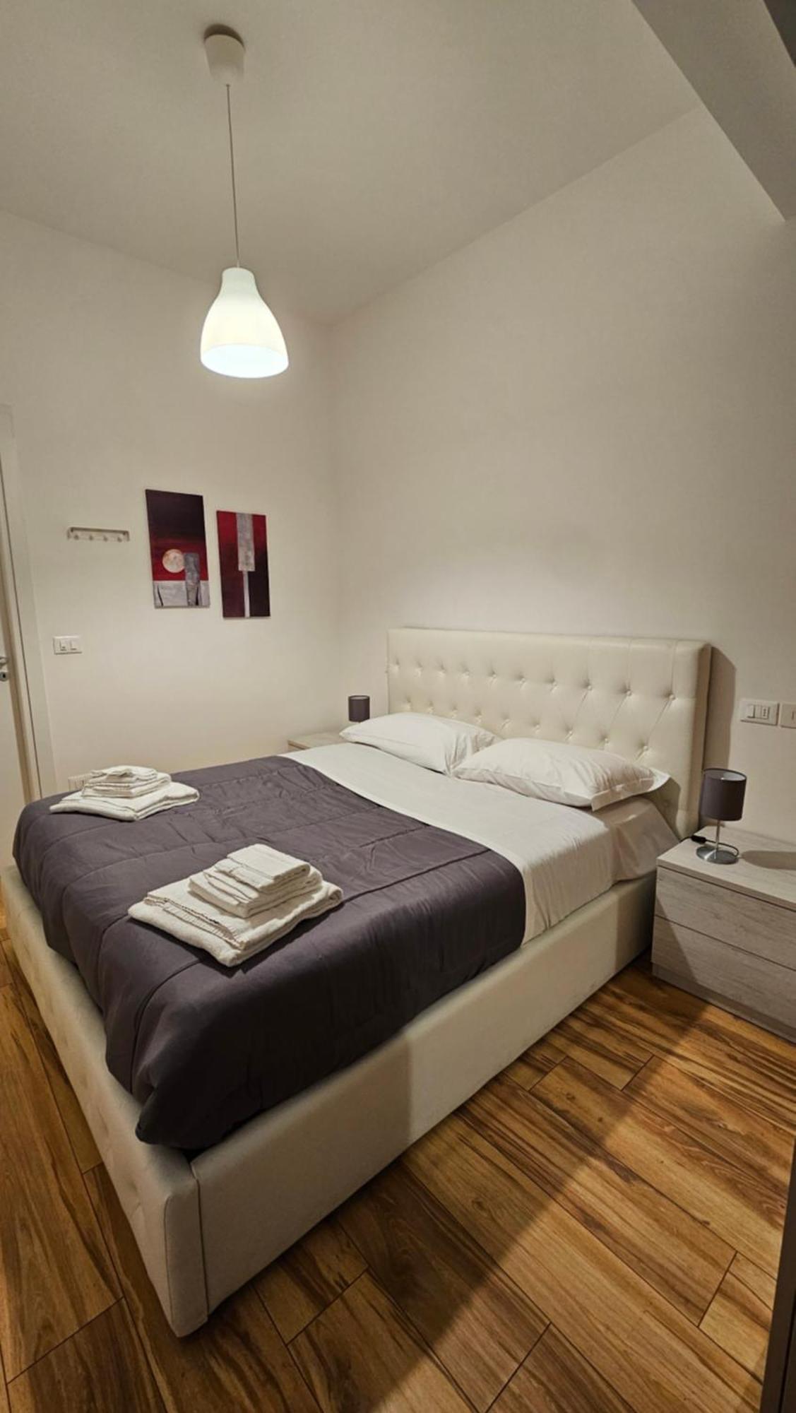 Apartament Residenza Ugo Bassi Bolonia Zewnętrze zdjęcie