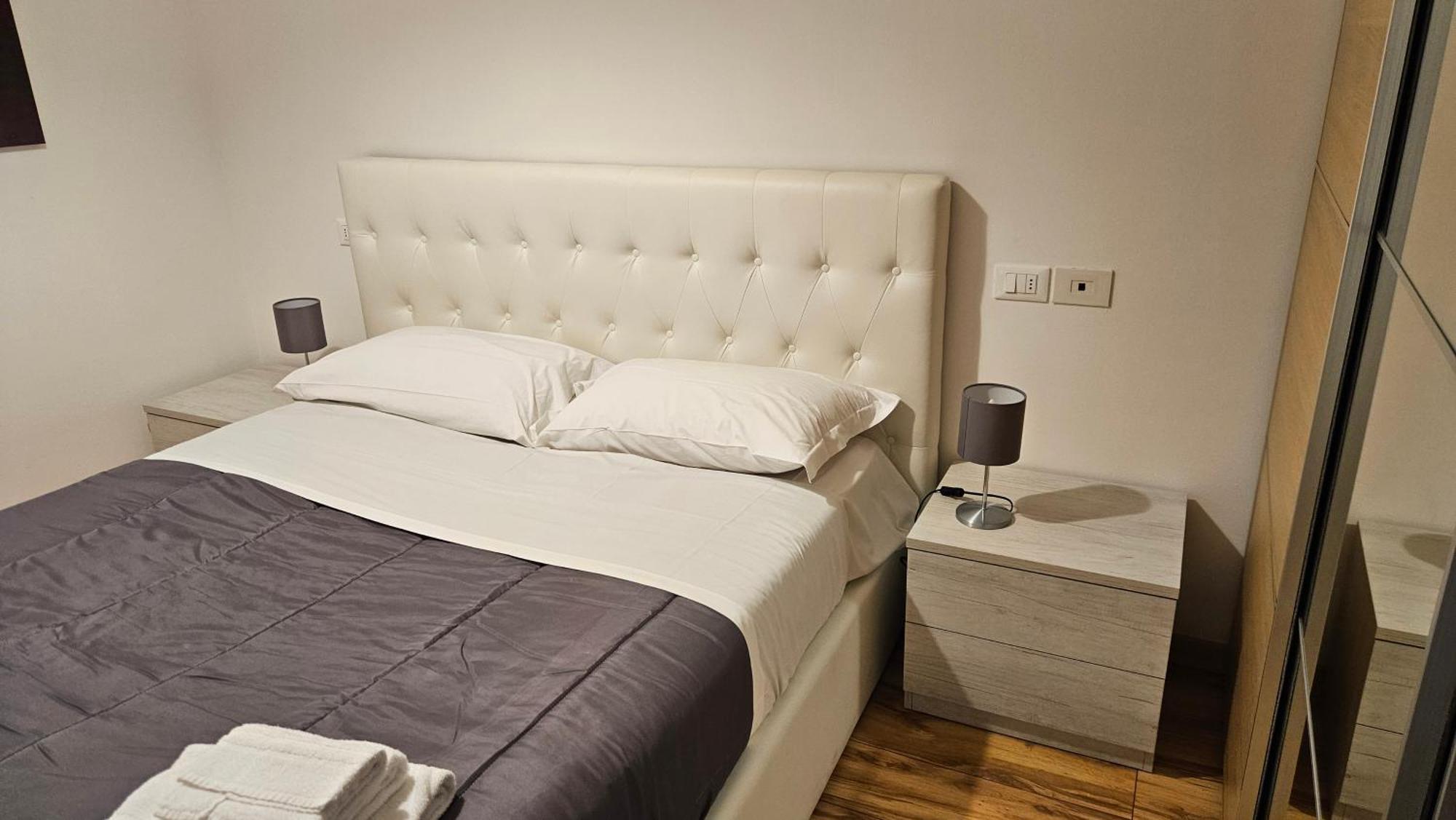 Apartament Residenza Ugo Bassi Bolonia Zewnętrze zdjęcie