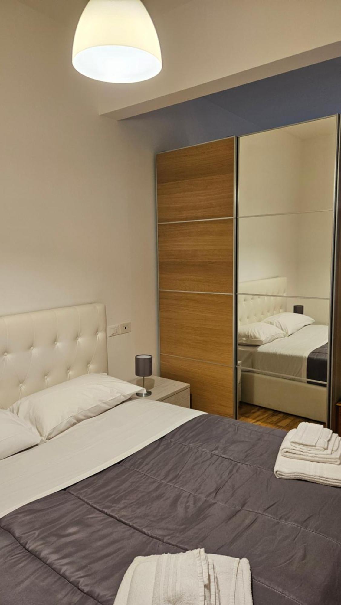 Apartament Residenza Ugo Bassi Bolonia Zewnętrze zdjęcie