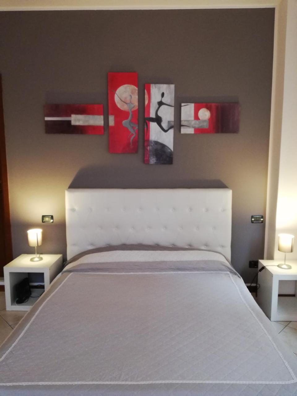 Apartament Residenza Ugo Bassi Bolonia Zewnętrze zdjęcie