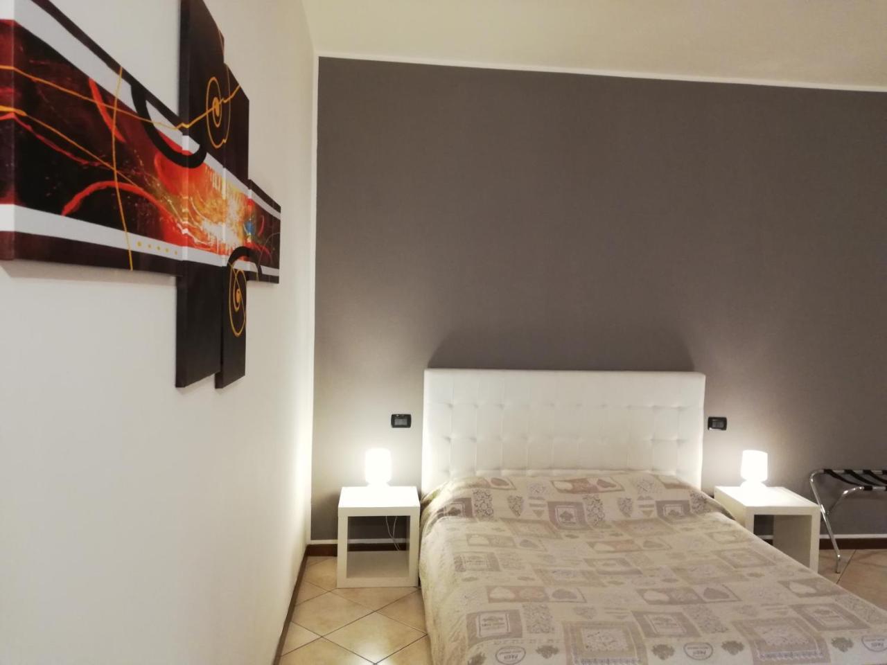 Apartament Residenza Ugo Bassi Bolonia Zewnętrze zdjęcie
