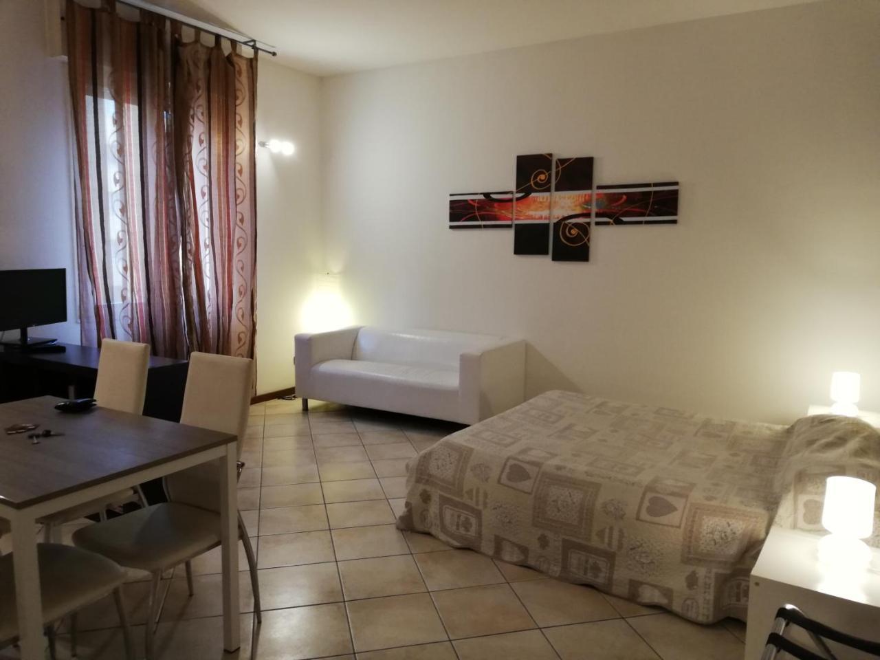 Apartament Residenza Ugo Bassi Bolonia Zewnętrze zdjęcie